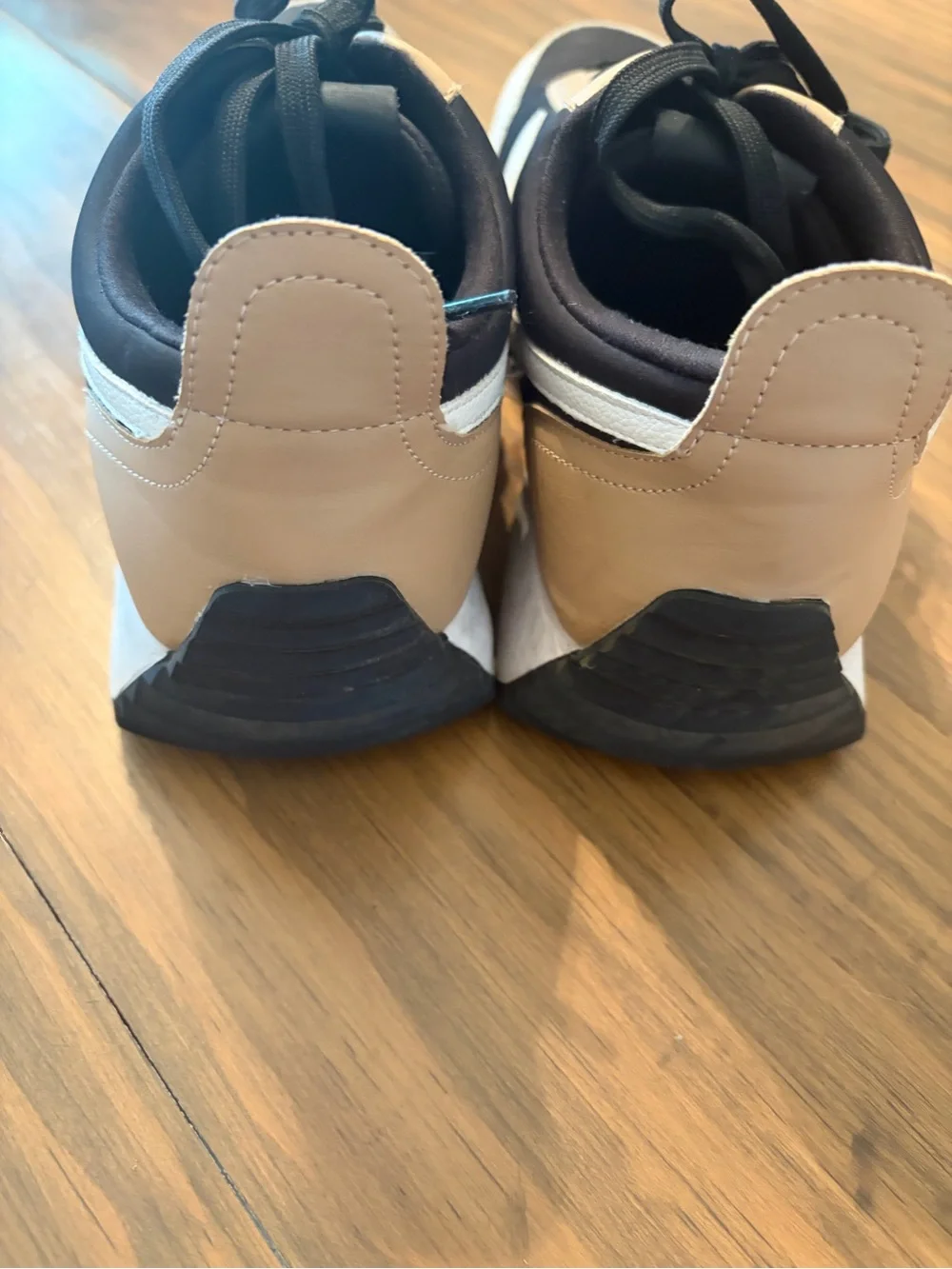 DV by Dolce Vita casual platform